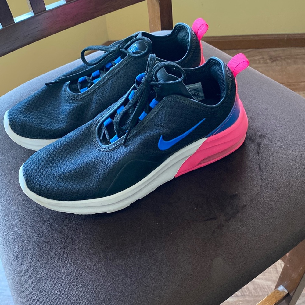 NIKE running shoes women’s size 8.5